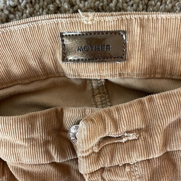 Mother the looker - Picture 2 of 5